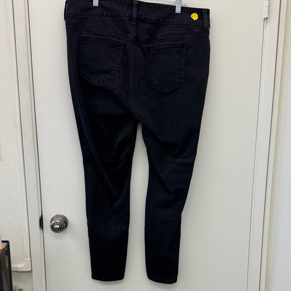 Torrid Black Skinny Jeans with Zipper Accents - Picture 3 of 3